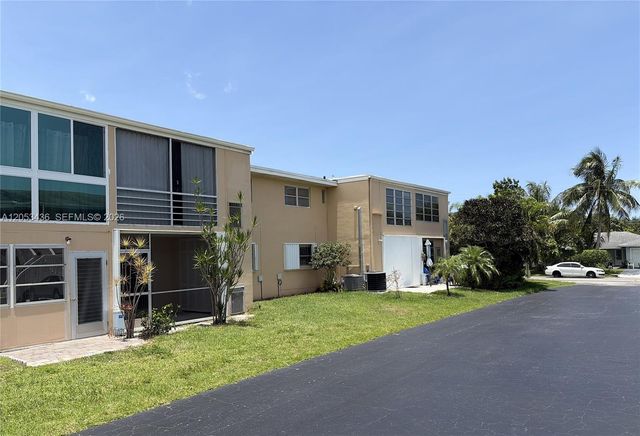 2131 NE 1st Court 103, Boynton Beach, FL 33435