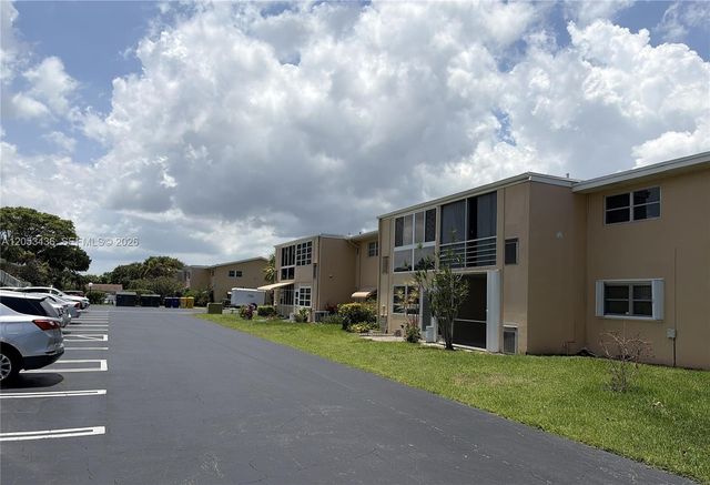2131 NE 1st Court 103, Boynton Beach, FL 33435