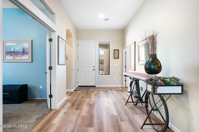 8523 N Shadow Wash Way, Tucson, AZ 85743