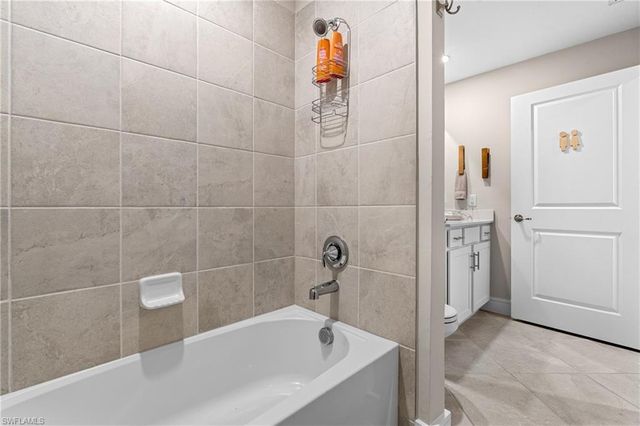 5651 Double Eagle CIR 4335, Ave Maria, FL 34142