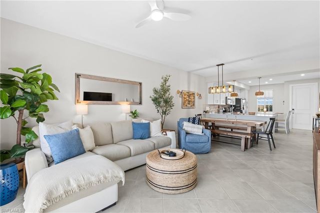 5651 Double Eagle CIR 4335, Ave Maria, FL 34142