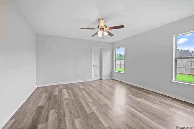 41332 Cherry Hill Avenue, Prairieville, LA 70769
