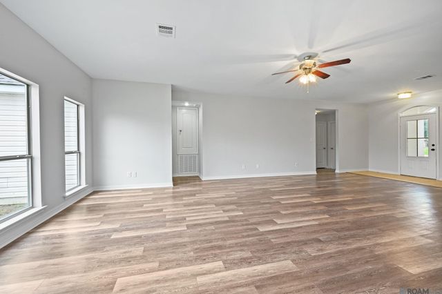 41332 Cherry Hill Avenue, Prairieville, LA 70769