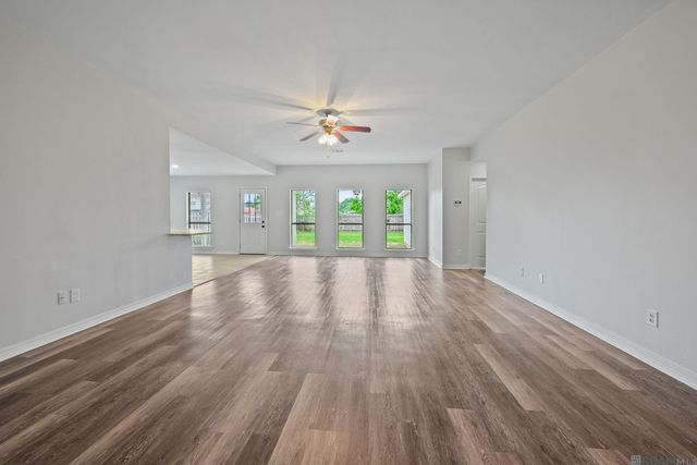 41332 Cherry Hill Avenue, Prairieville, LA 70769