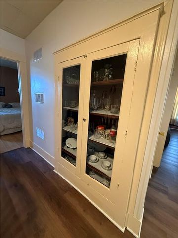 1302 Green Drive, Gallatin, MO 64640