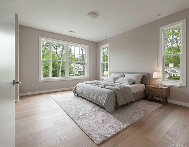 2 Lee Place, Old Bethpage, NY 11804