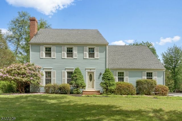 27 Tall Cedar Ct, Montgomery Twp., NJ 08502