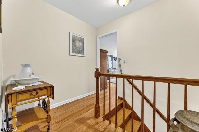 27 Tall Cedar Ct, Montgomery Twp., NJ 08502