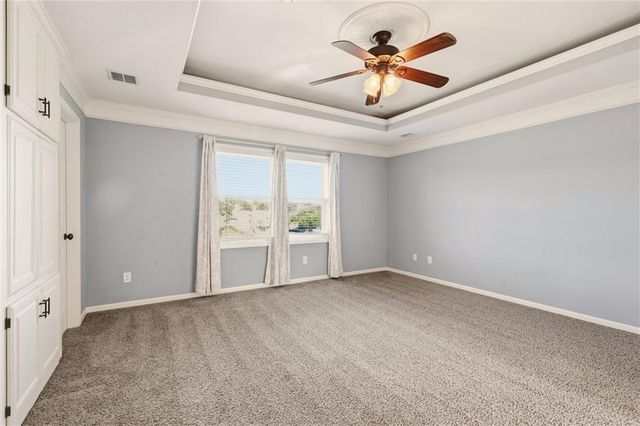 2808 SW Arthur Drive, Lee's Summit, MO 64082