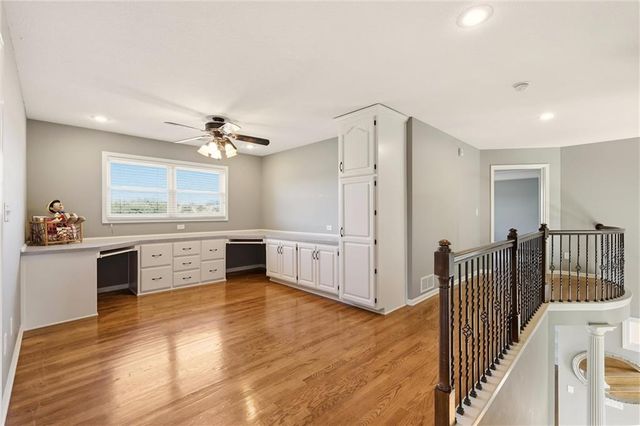 2808 SW Arthur Drive, Lee's Summit, MO 64082