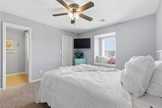 2808 SW Arthur Drive, Lee's Summit, MO 64082