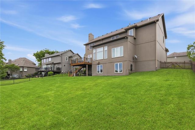 2808 SW Arthur Drive, Lee's Summit, MO 64082
