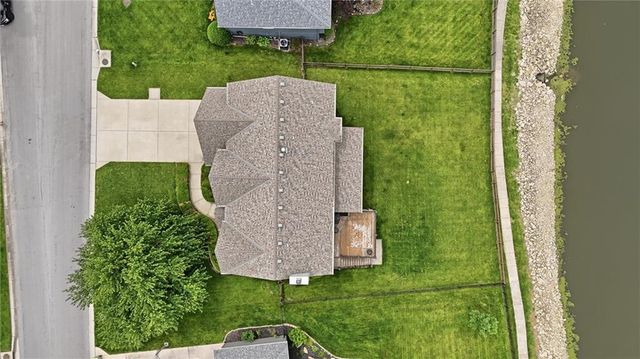 2808 SW Arthur Drive, Lee's Summit, MO 64082