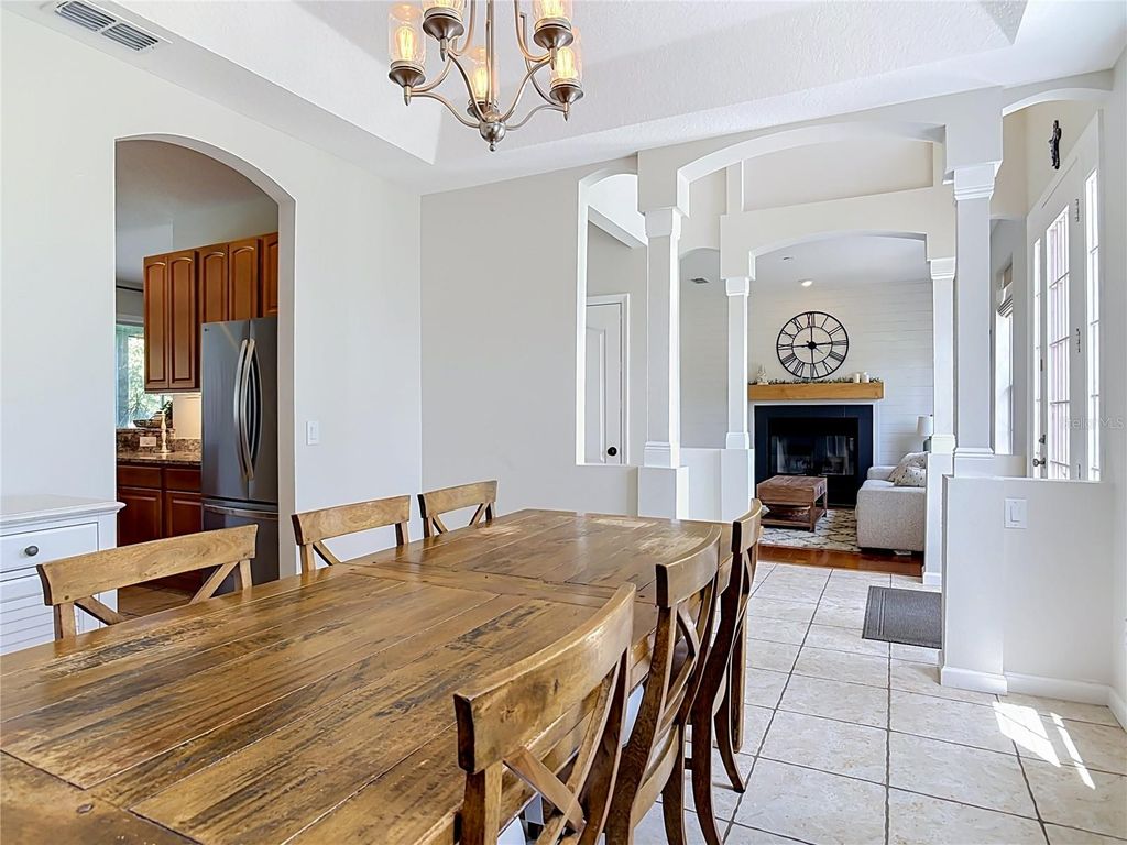 Image 11 of property listing at 2415 LAKE STREET, Deltona, FL 32738