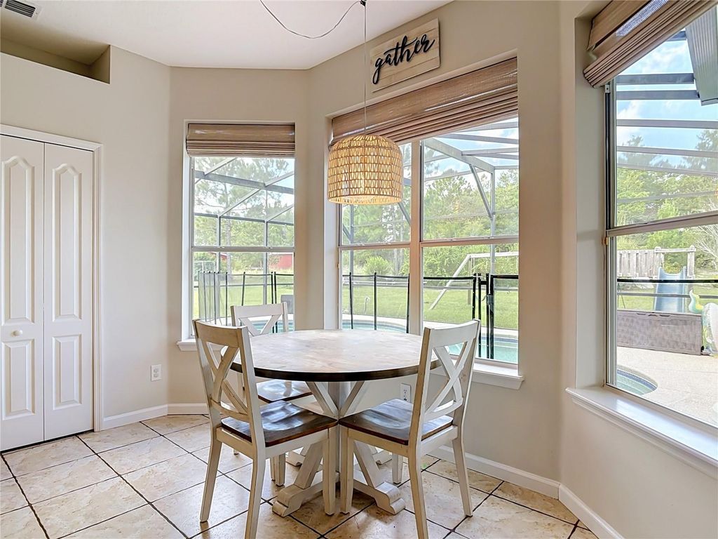 Image 22 of property listing at 2415 LAKE STREET, Deltona, FL 32738