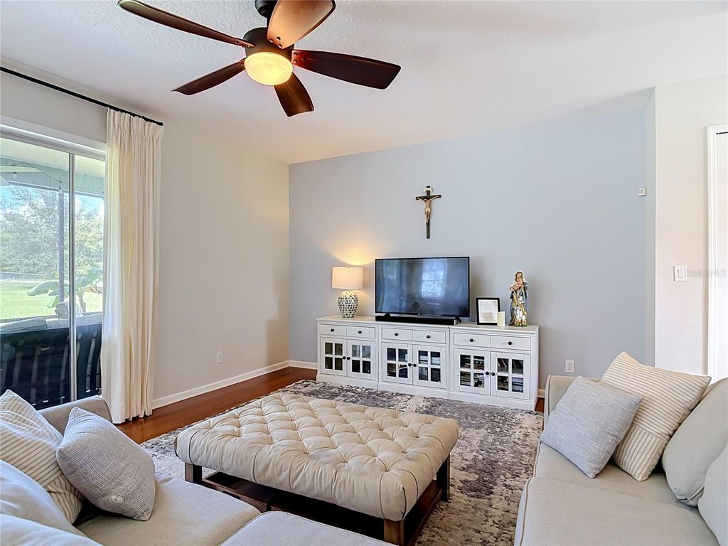 Image 26 of property listing at 2415 LAKE STREET, Deltona, FL 32738