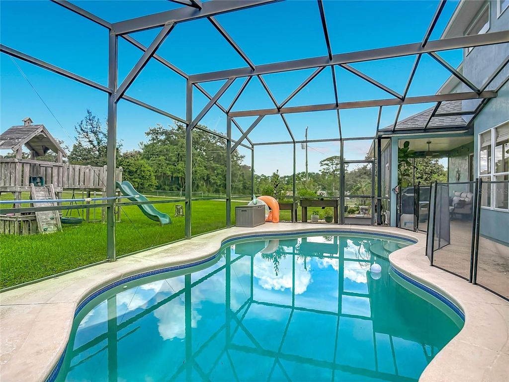 Image 61 of property listing at 2415 LAKE STREET, Deltona, FL 32738