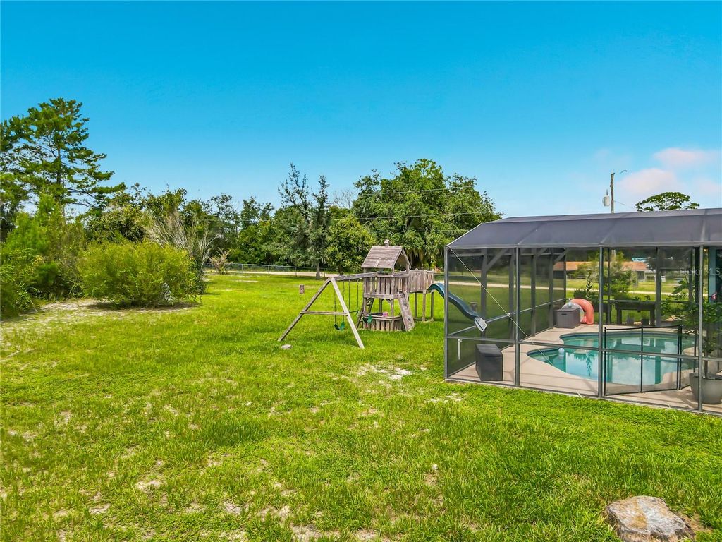 Image 64 of property listing at 2415 LAKE STREET, Deltona, FL 32738