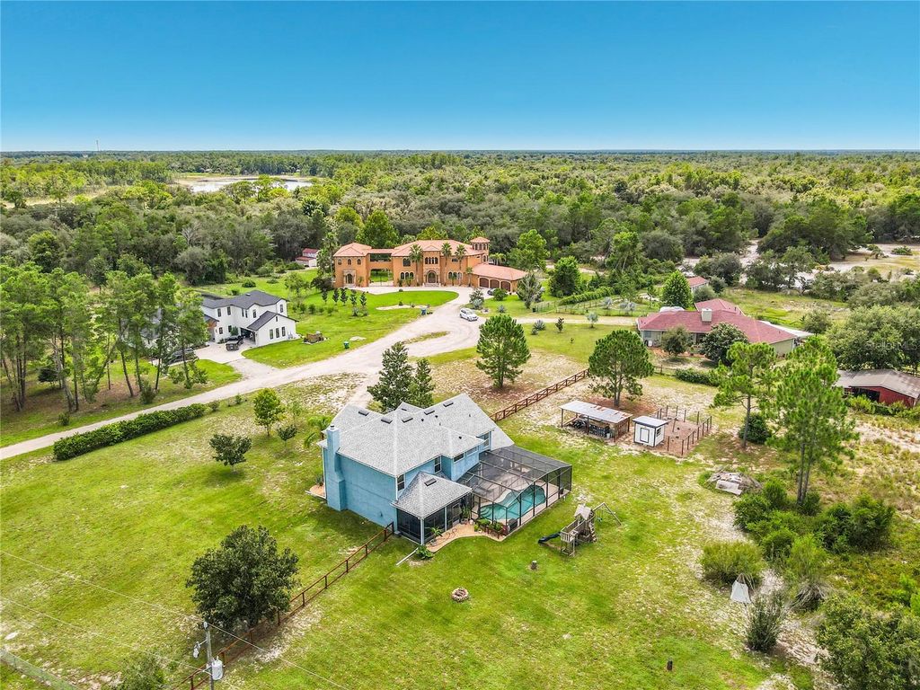 Image 75 of property listing at 2415 LAKE STREET, Deltona, FL 32738