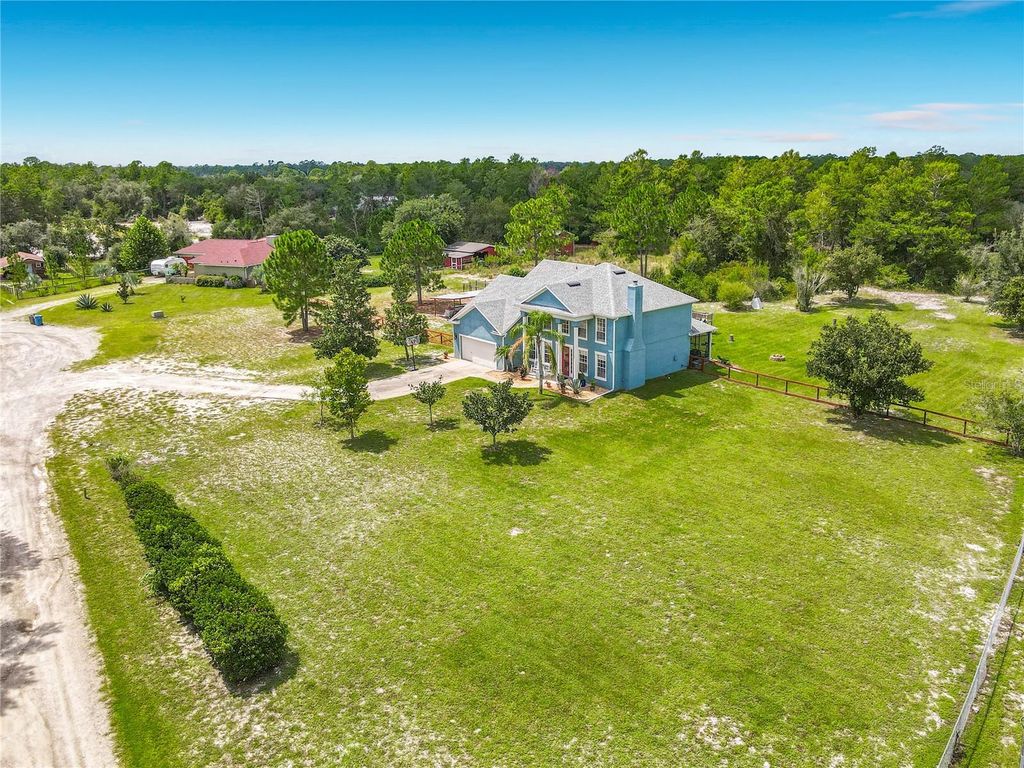 Image 79 of property listing at 2415 LAKE STREET, Deltona, FL 32738