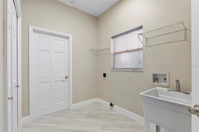 17919 CLEAR LAKE DRIVE, Lutz, FL 33548