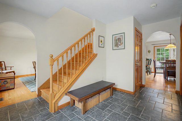 12 Gordon Lane, Yarmouth Port, MA 02675