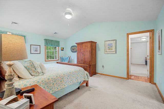 12 Gordon Lane, Yarmouth Port, MA 02675