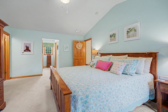 12 Gordon Lane, Yarmouth Port, MA 02675
