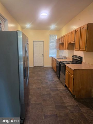 1929 STATE ST, Harrisburg, PA 17103