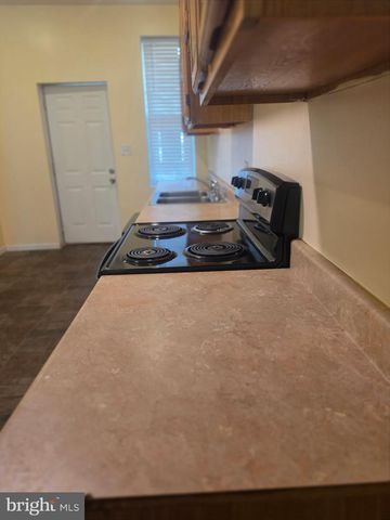 1929 STATE ST, Harrisburg, PA 17103