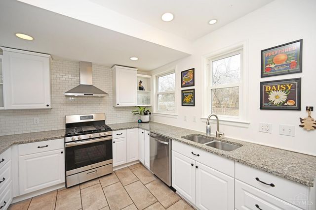 6876 Esther Lane, Madeira, OH 45243