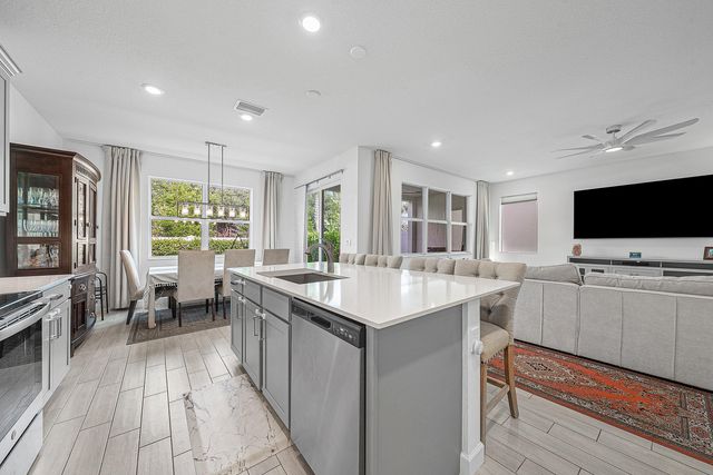 1600 Verawood Lane, Delray Beach, FL 33445