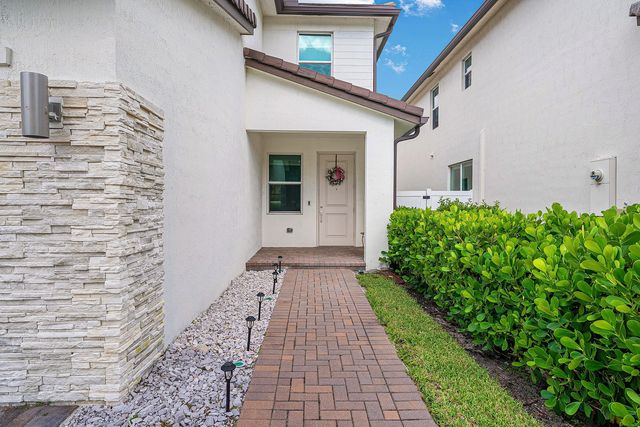 1600 Verawood Lane, Delray Beach, FL 33445