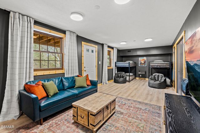 2758 Overholt Trail, Sevierville, TN 37862