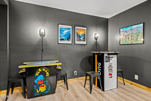 2758 Overholt Trail, Sevierville, TN 37862