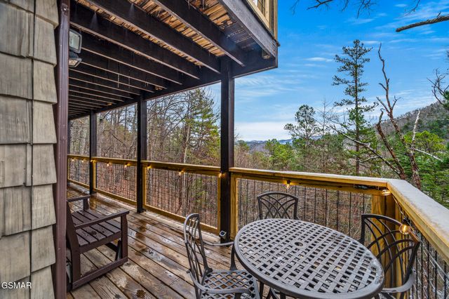 2758 Overholt Trail, Sevierville, TN 37862