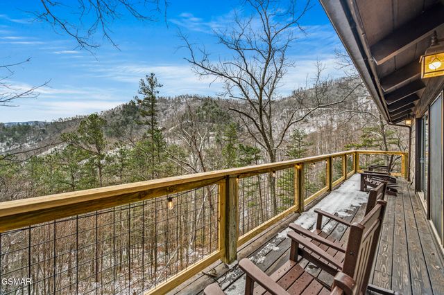 2758 Overholt Trail, Sevierville, TN 37862