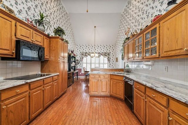 1175 Lewis Ridge Circle, Lawrenceville, GA 30045