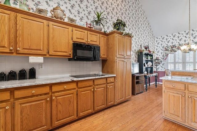 1175 Lewis Ridge Circle, Lawrenceville, GA 30045