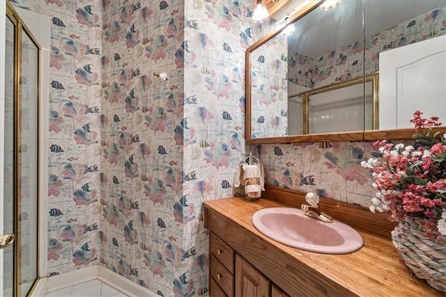 1175 Lewis Ridge Circle, Lawrenceville, GA 30045