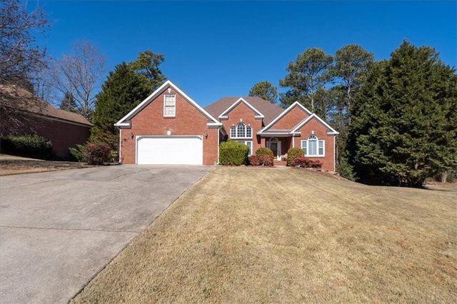 1175 Lewis Ridge Circle, Lawrenceville, GA 30045