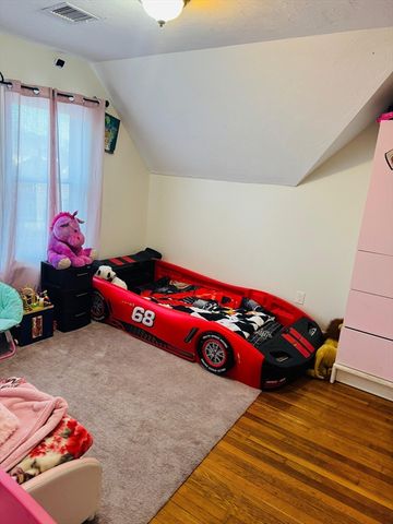 25 John St. 3, Attleboro, MA 02703