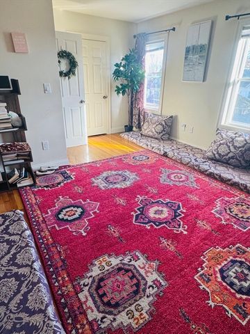 25 John St. 3, Attleboro, MA 02703