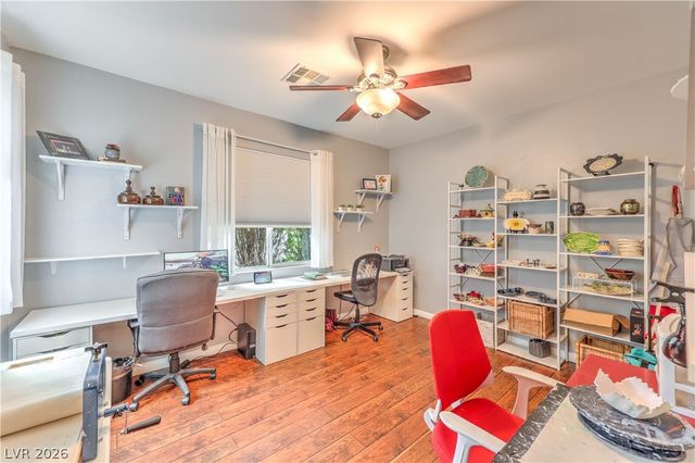 1048 Golden Splendor Court, Henderson, NV 89002