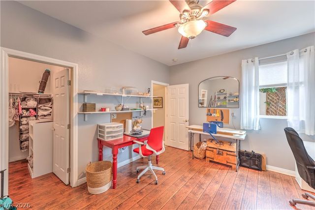 1048 Golden Splendor Court, Henderson, NV 89002