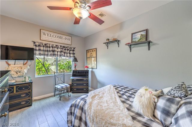 1048 Golden Splendor Court, Henderson, NV 89002