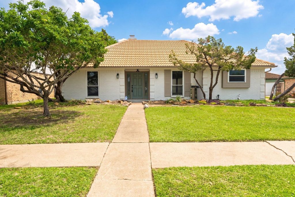 10519 Kirkwren Drive, Houston, TX 77089