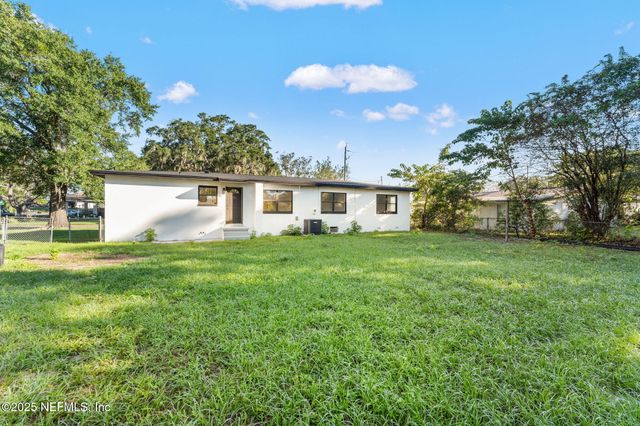 3360 LANSDELL Drive, Jacksonville, FL 32208