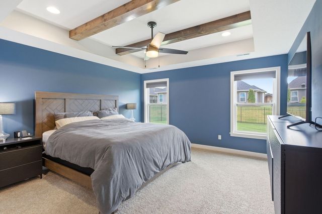 4912 LONGBOW DR, Columbia, MO 65201