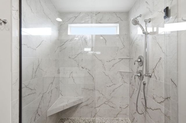 4912 LONGBOW DR, Columbia, MO 65201